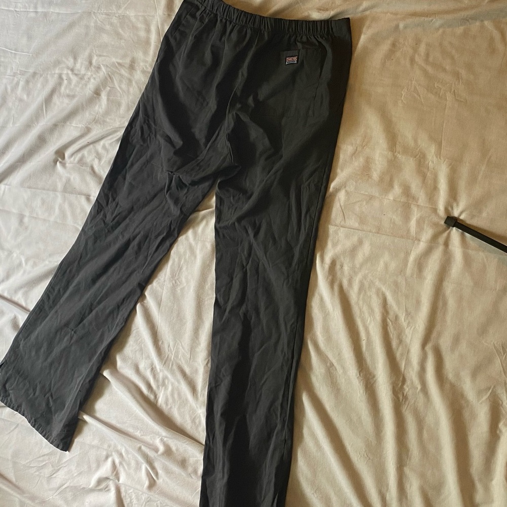 Scrub pants